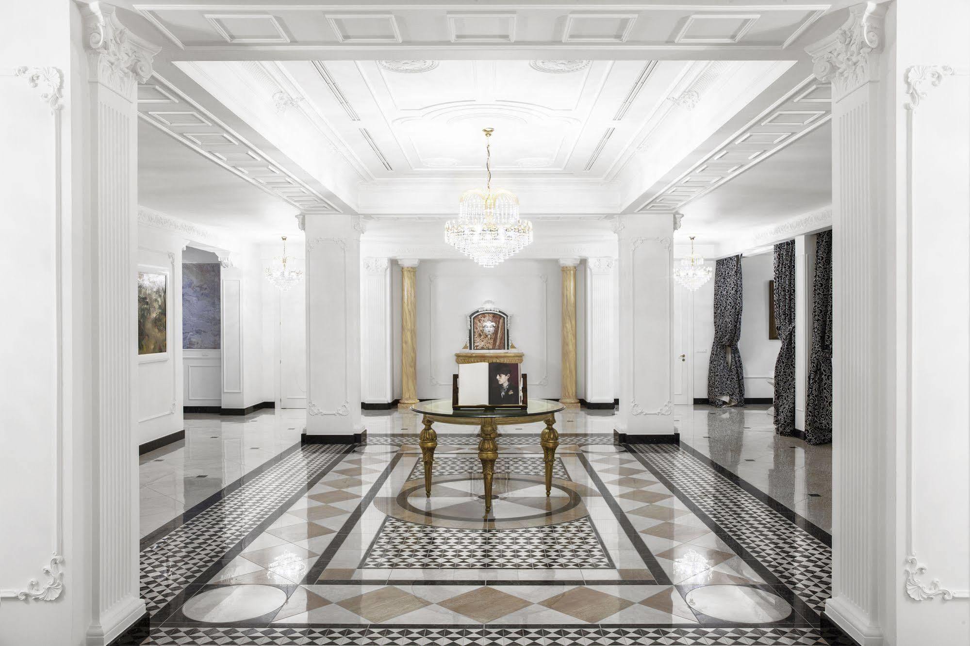 Hotel Grand Trieste & Victoria 5*